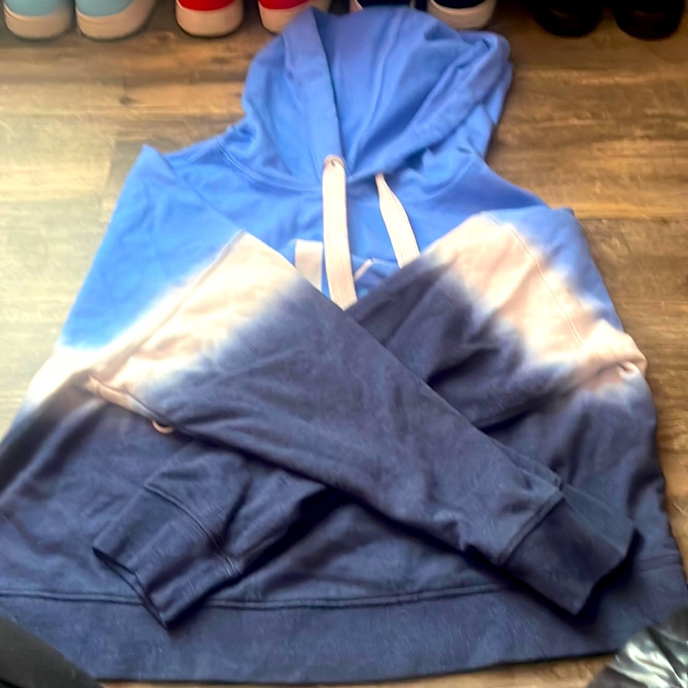 Calvin Klein cropped hoodie